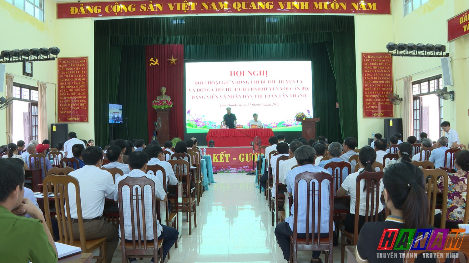 Thanh Liêm. Đối thoại giữa người đứng đầu cấp ủy, chính quyền với nhân dân thị trấn Tân Thanh.