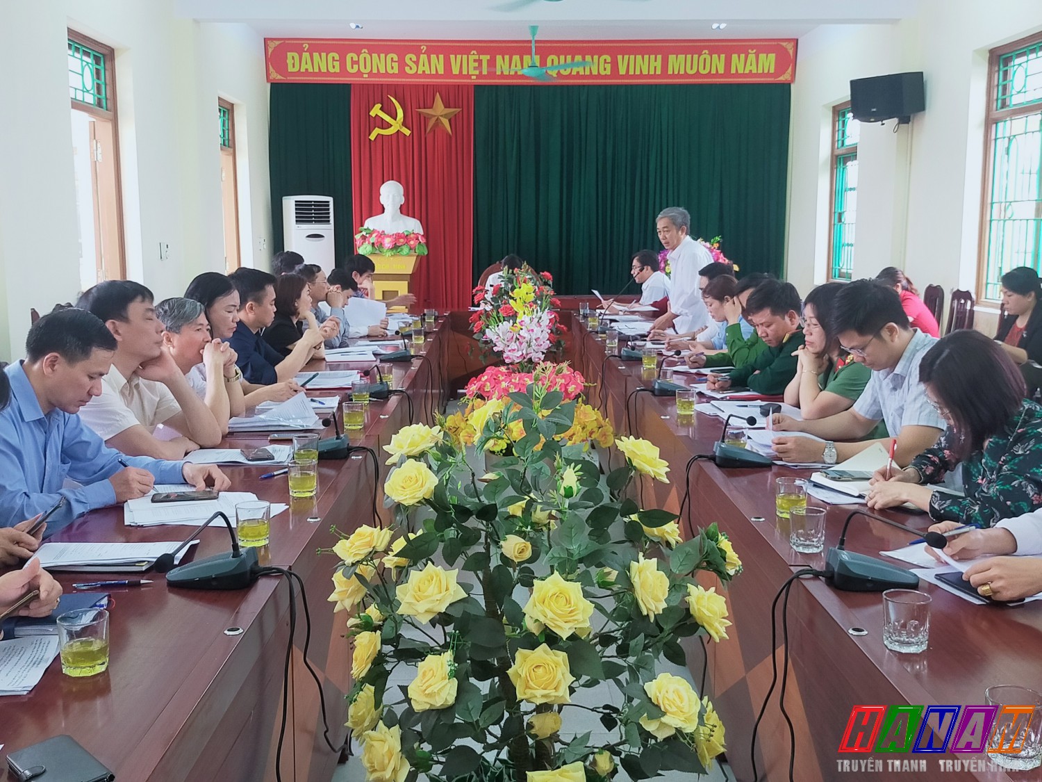 Các đại biểu dự hội nghị