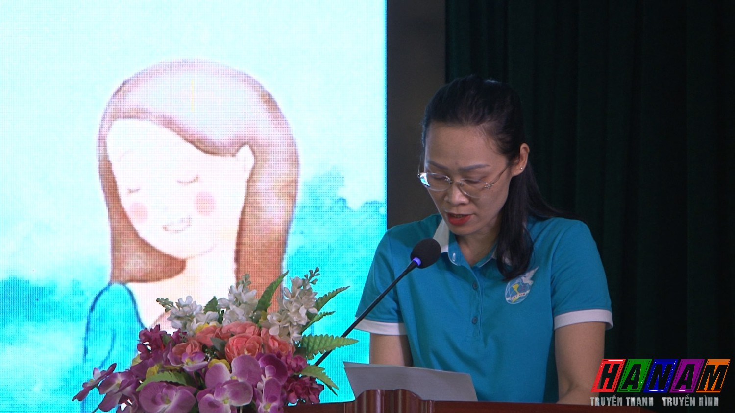 Đồng chí Chủ tịch Hội LHPN huyện phát biểu