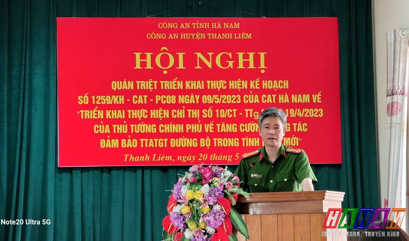 Đ/c Trưởng Công an huyện chủ trì Hội nghị
