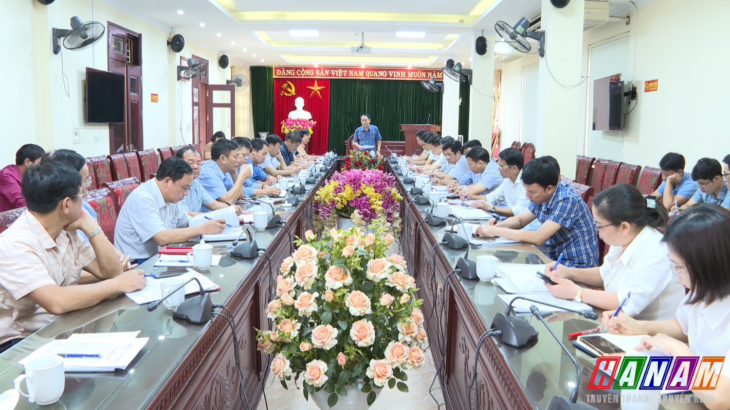 Toàn cảnh hội nghị