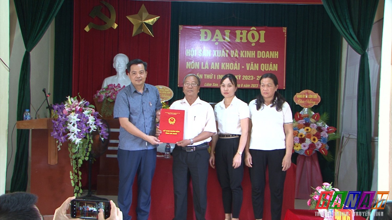 Huyện Thanh Liêm trao quyết định thành lập hội