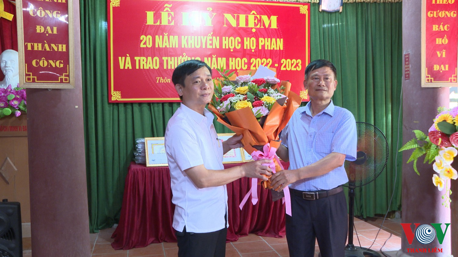 Ban khuyến học họ Phan thôn Nhất Nhì xã Liêm Cần kỷ niệm 20 năm và trao thưởng năm học  2022-2023.