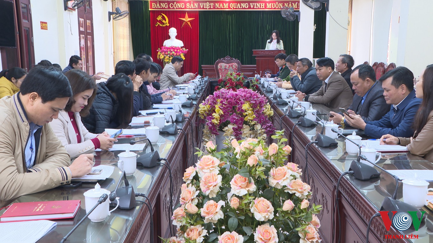 Đồng chí Lại Thị Ngọc Trâm - TVHU, Phó chủ tịch UBND huyện phát biểu tại HN. Ảnh: Kim Dung