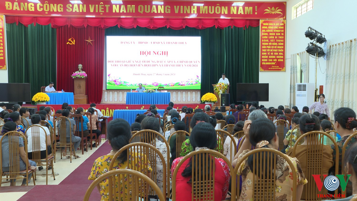 Toàn cảnh hội nghị đối thoại. Ảnh: Kim Dung
