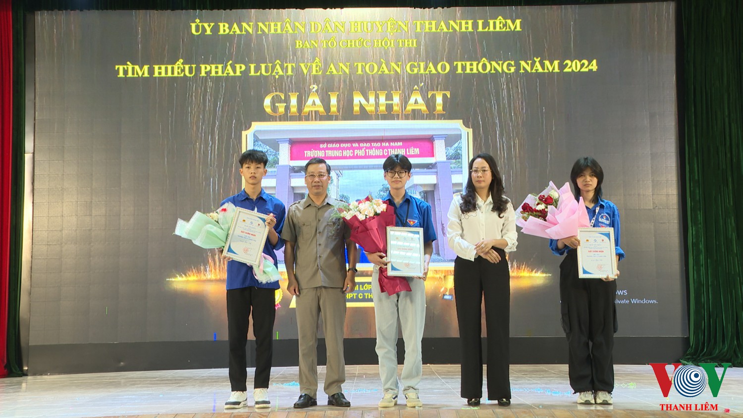 Thanh Liêm: Tổng kết, trao giải Hội thi tìm hiểu pháp luật về an toàn giao thông năm 2024.