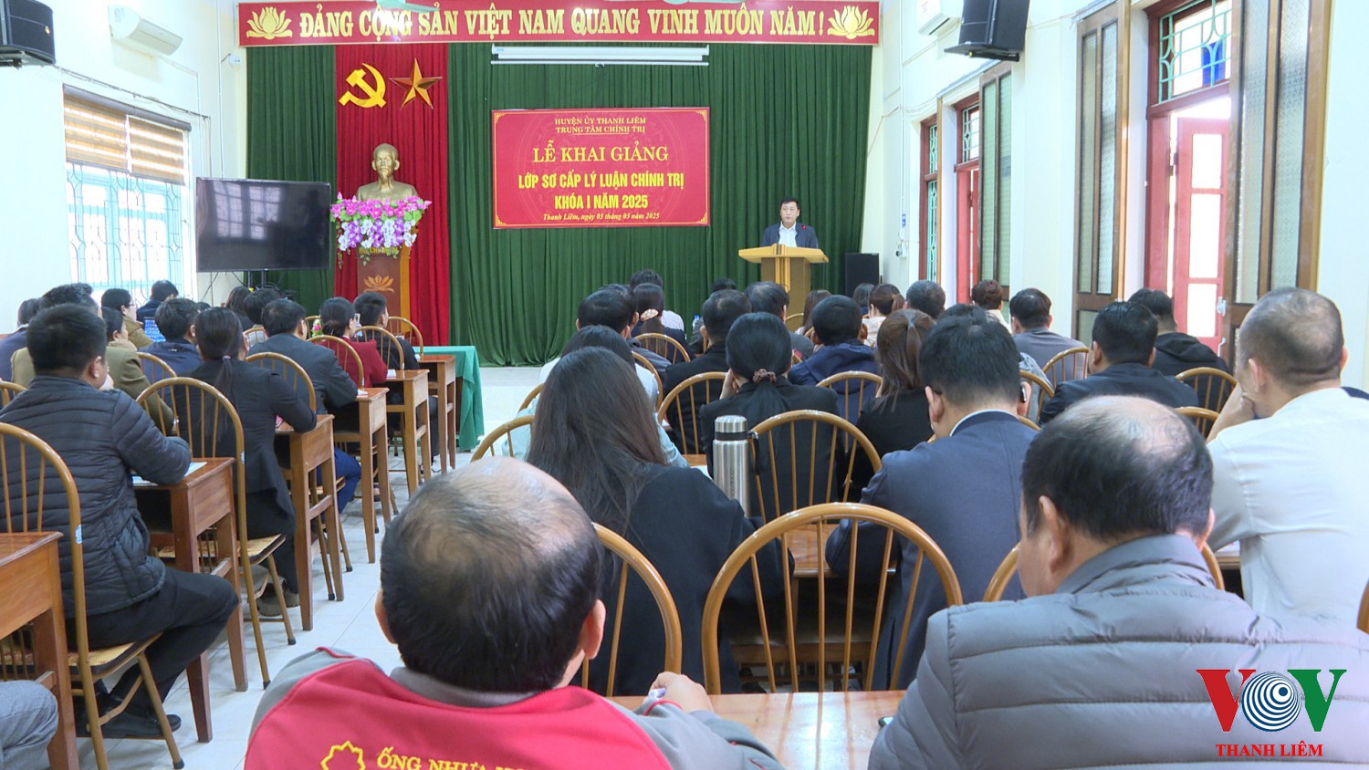 Toàn cảnh lớp khai giảng. Ảnh: Kim Dung