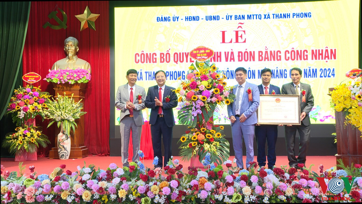 Thanh Phong: Đón Bằng công nhận xã đạt chuẩn NTM nâng cao.